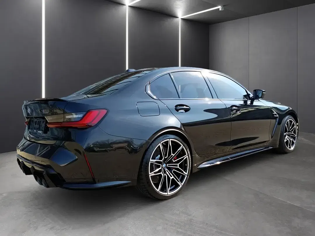 BMW M3 - Thumbnail 4