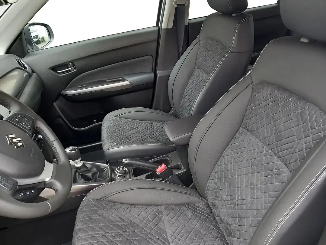 Suzuki Vitara - Thumbnail 6