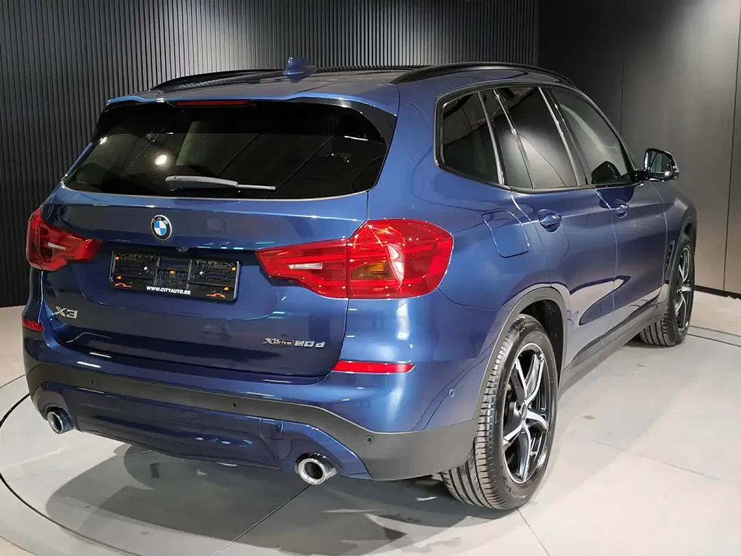 BMW X3 - Thumbnail 3