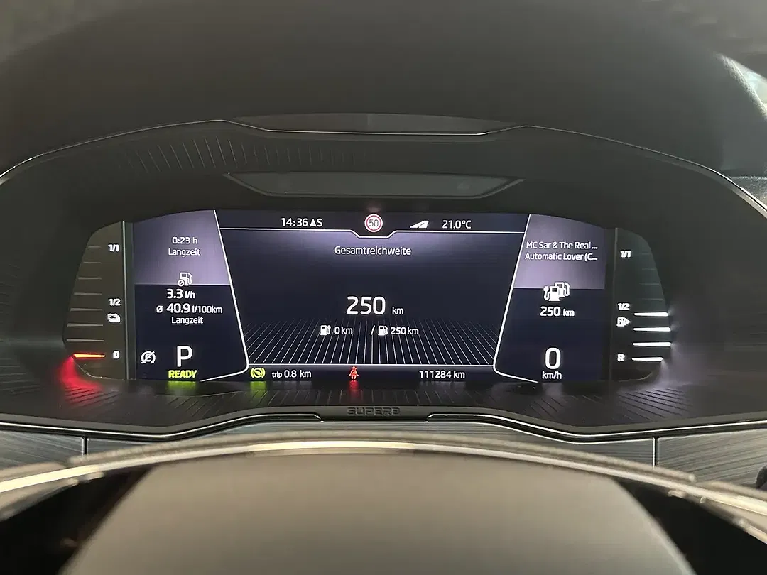 Skoda Superb - Thumbnail 15