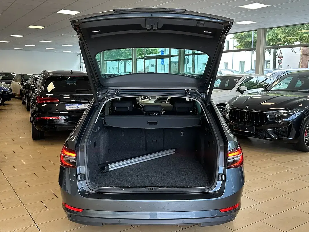 Skoda Superb - Thumbnail 7