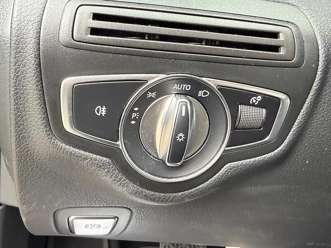 Mercedes-Benz C 180 - Thumbnail 14