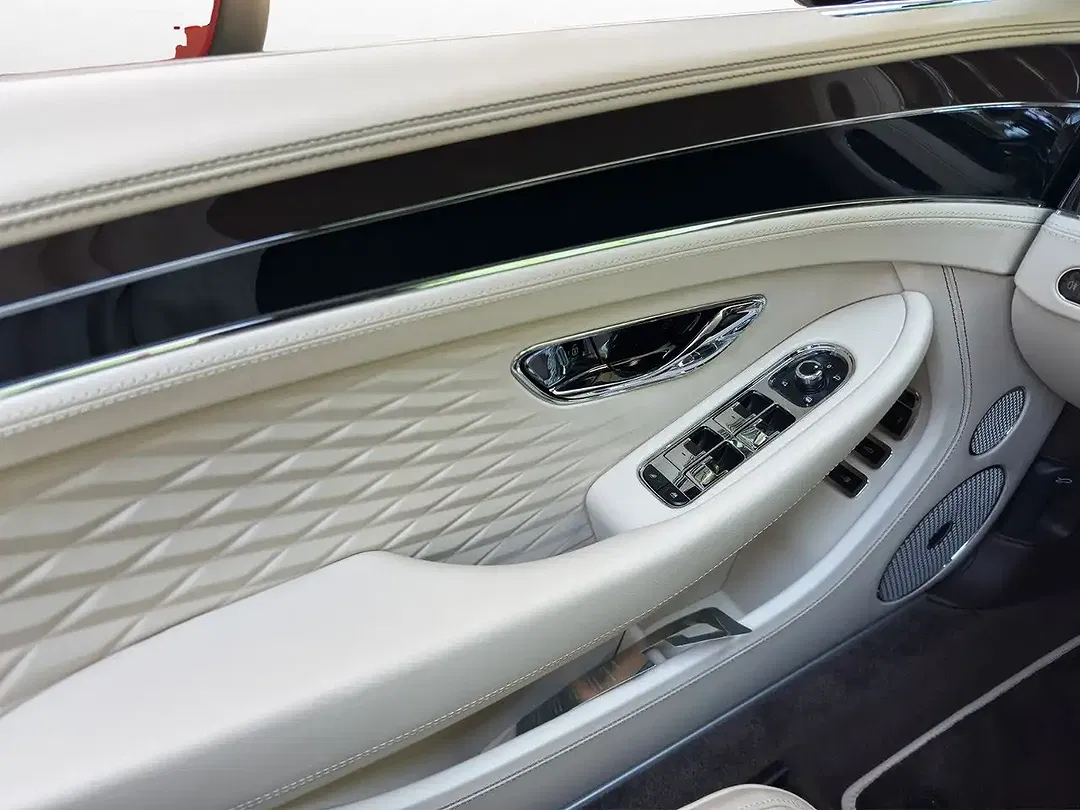 Bentley Continental GTC - Thumbnail 12