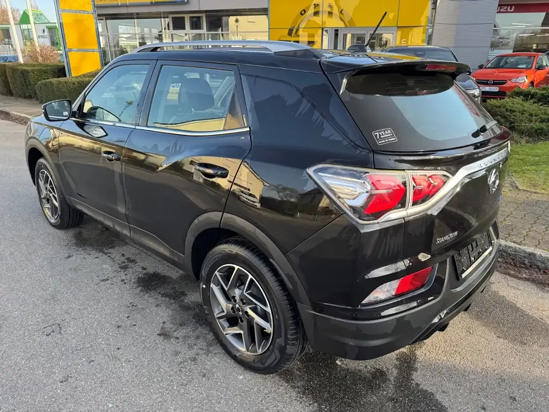 KGM Korando - Thumbnail 14