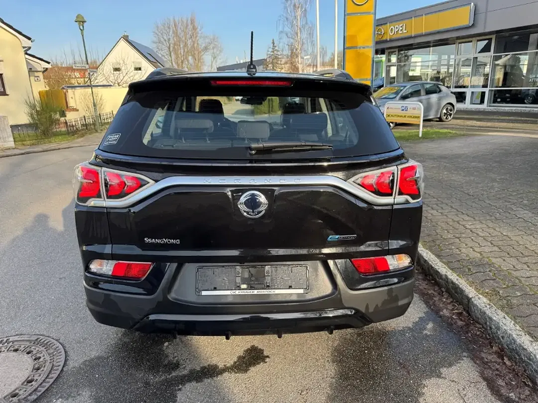 KGM Korando - Thumbnail 15