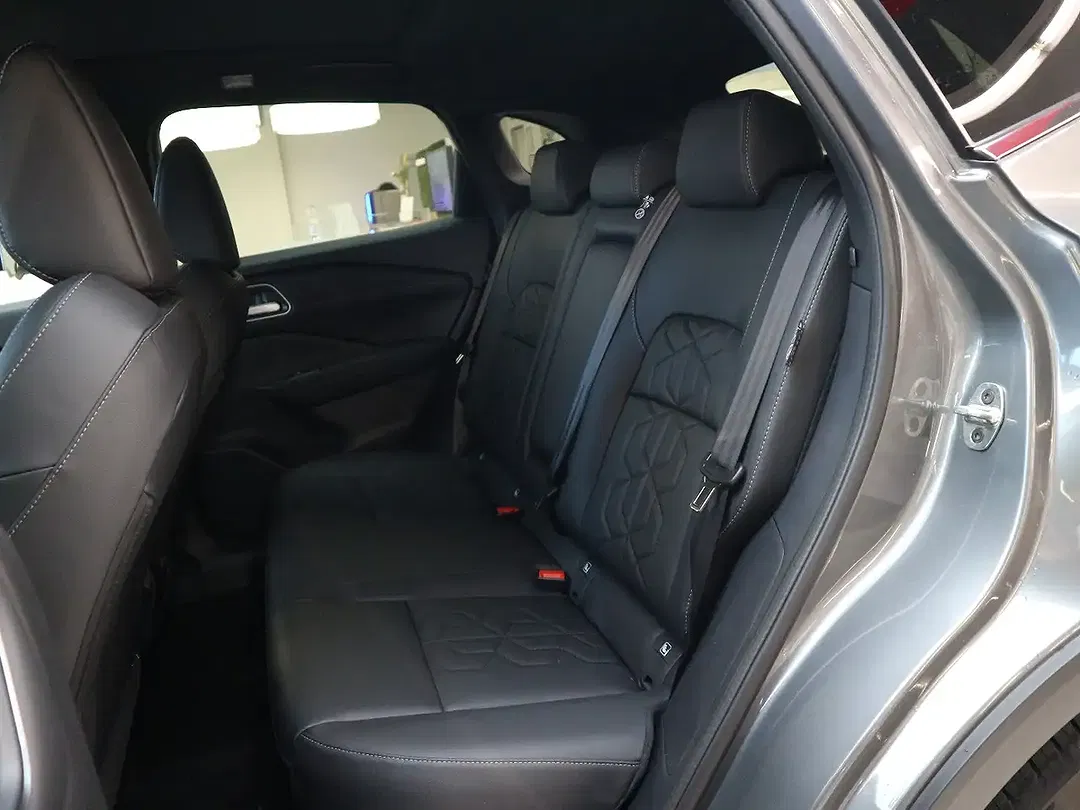 Nissan Qashqai - Thumbnail 24