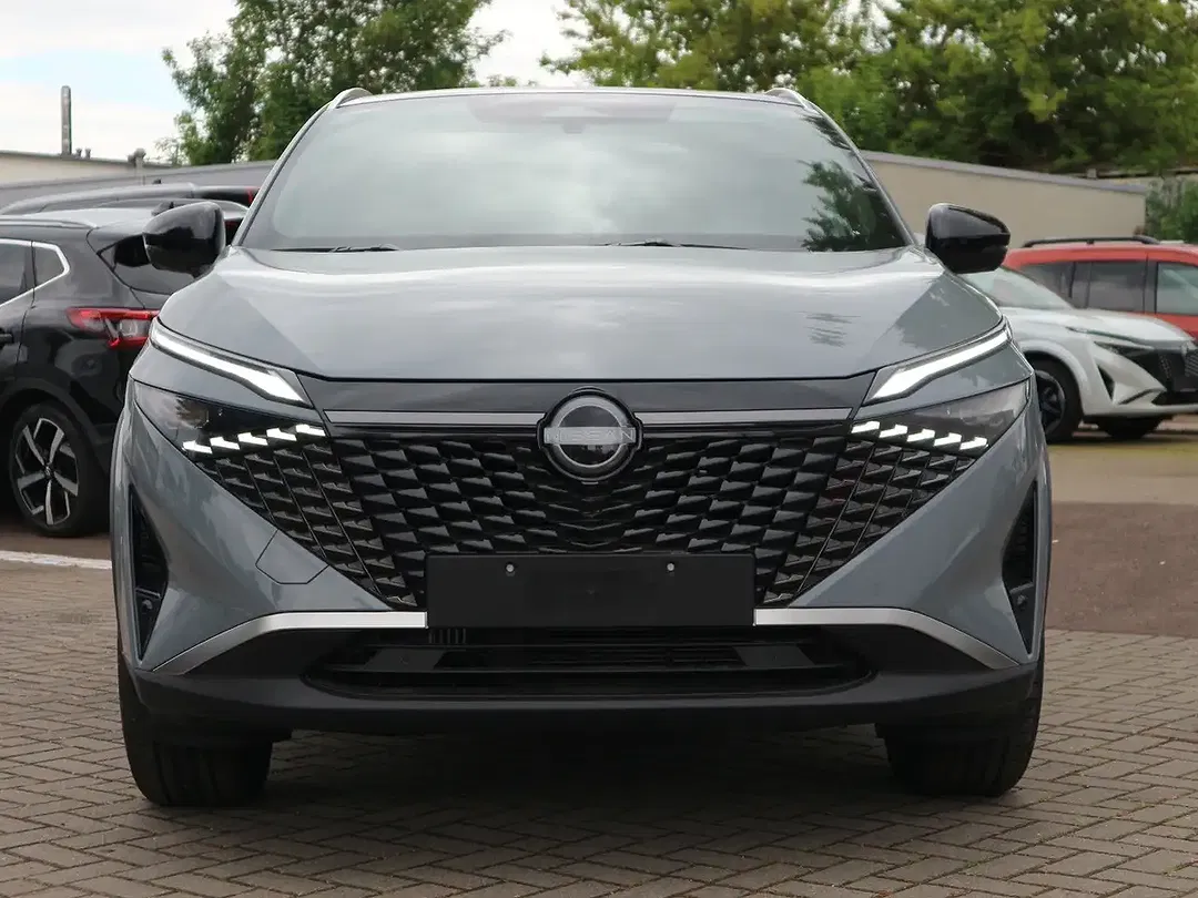 Nissan Qashqai - Thumbnail 3