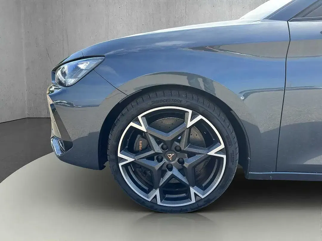 CUPRA Leon - Thumbnail 13