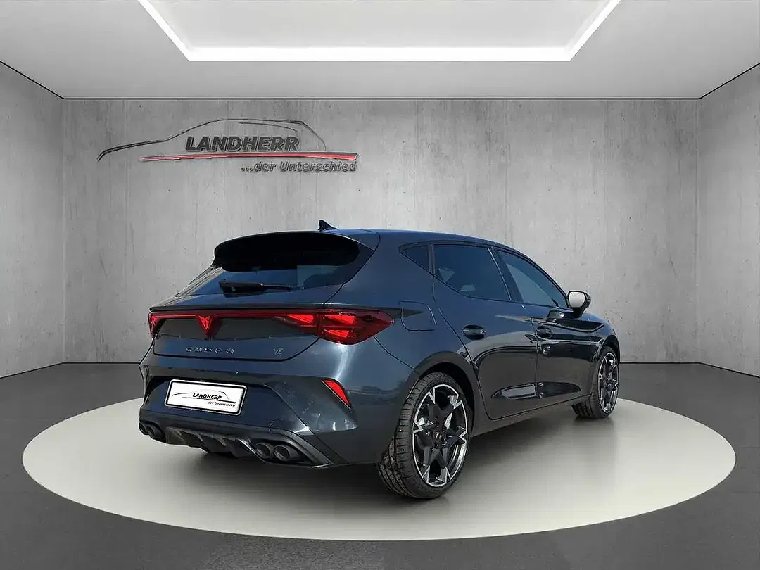 CUPRA Leon - Thumbnail 3