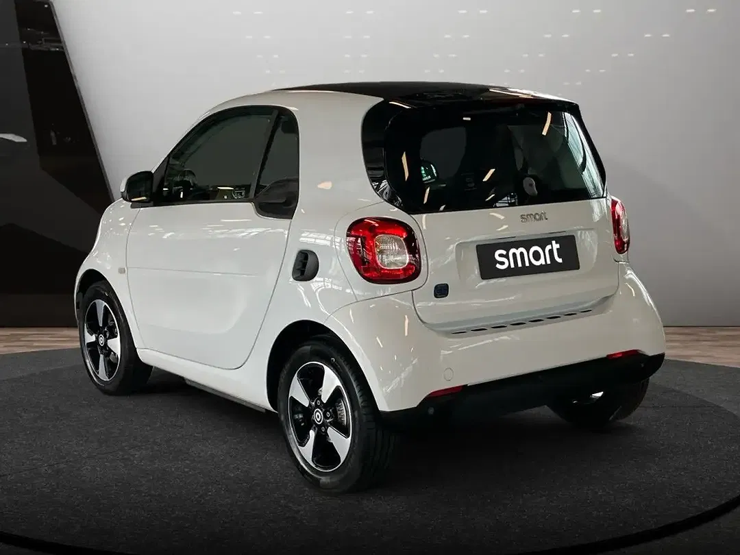 smart forTwo - Thumbnail 9