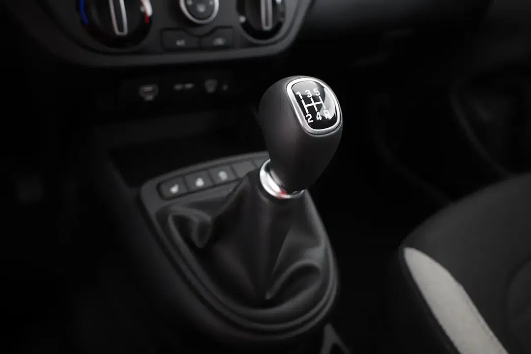 Hyundai i10 - Thumbnail 14