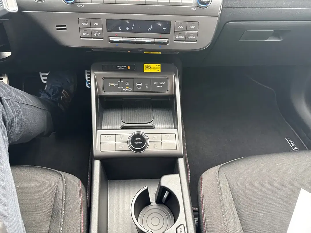 Hyundai KONA - Thumbnail 12