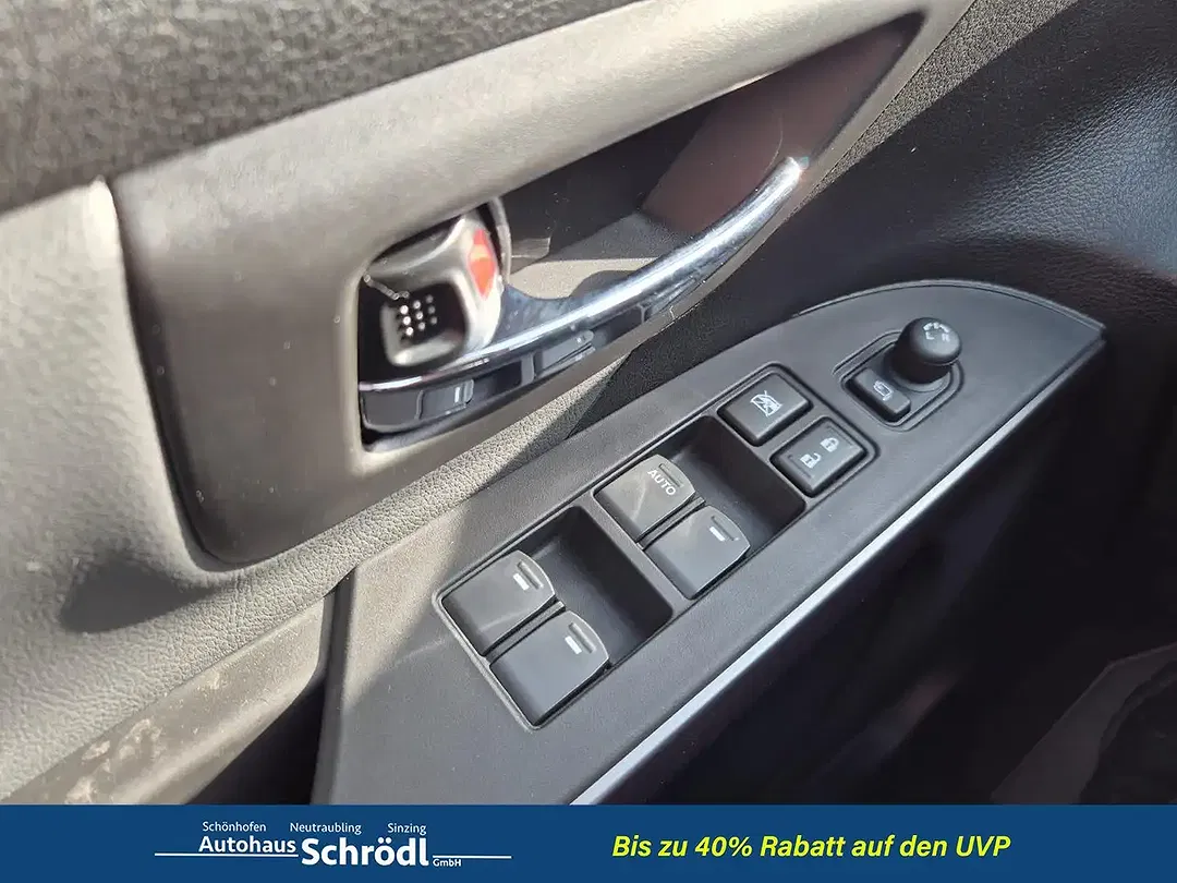 Suzuki S-Cross - Thumbnail 13