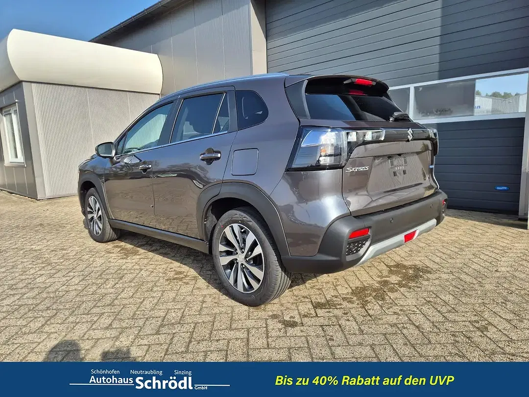 Suzuki S-Cross - Thumbnail 3