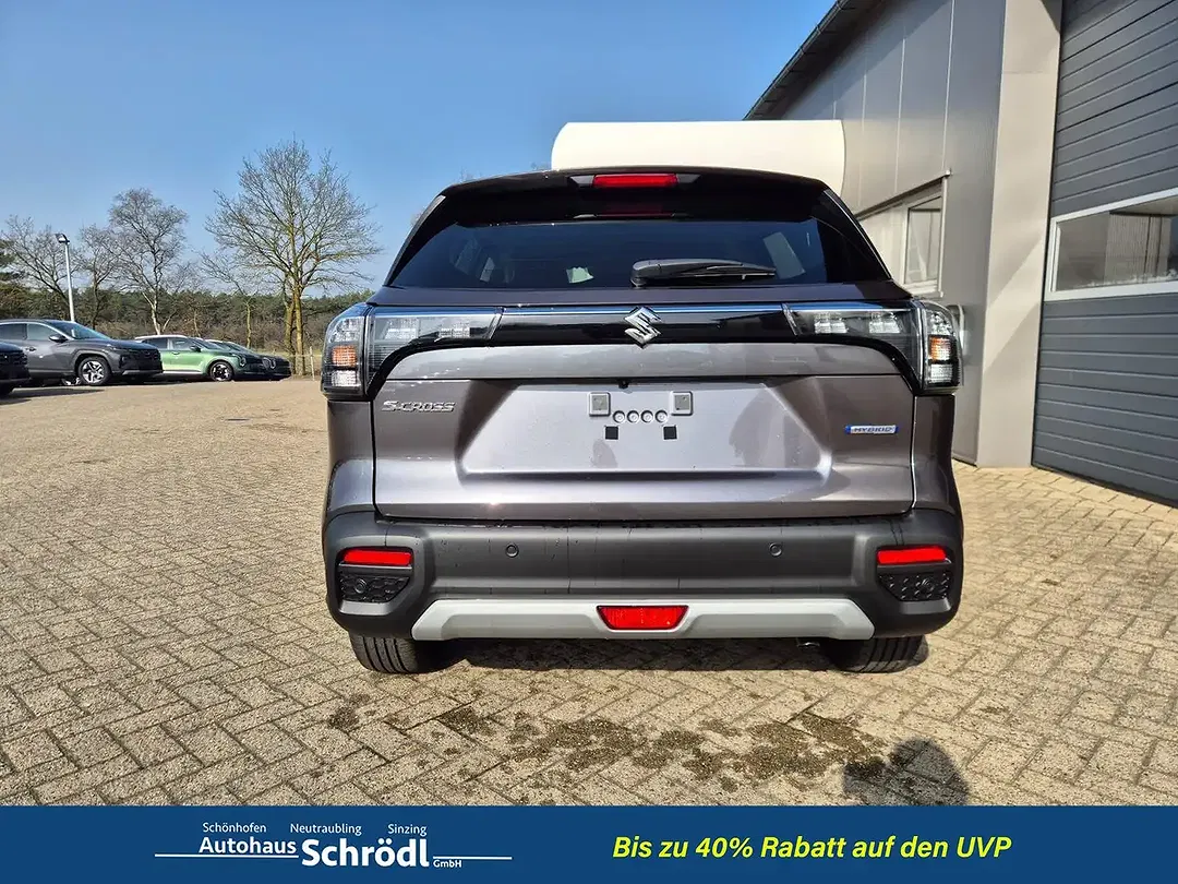 Suzuki S-Cross - Thumbnail 4