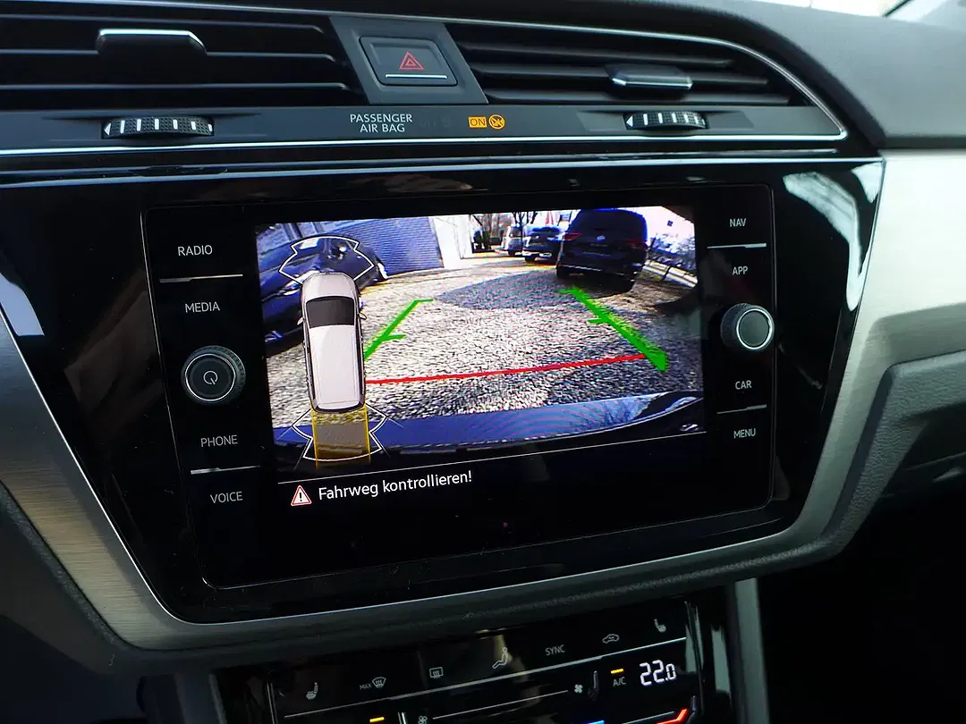 Volkswagen Touran - Thumbnail 8