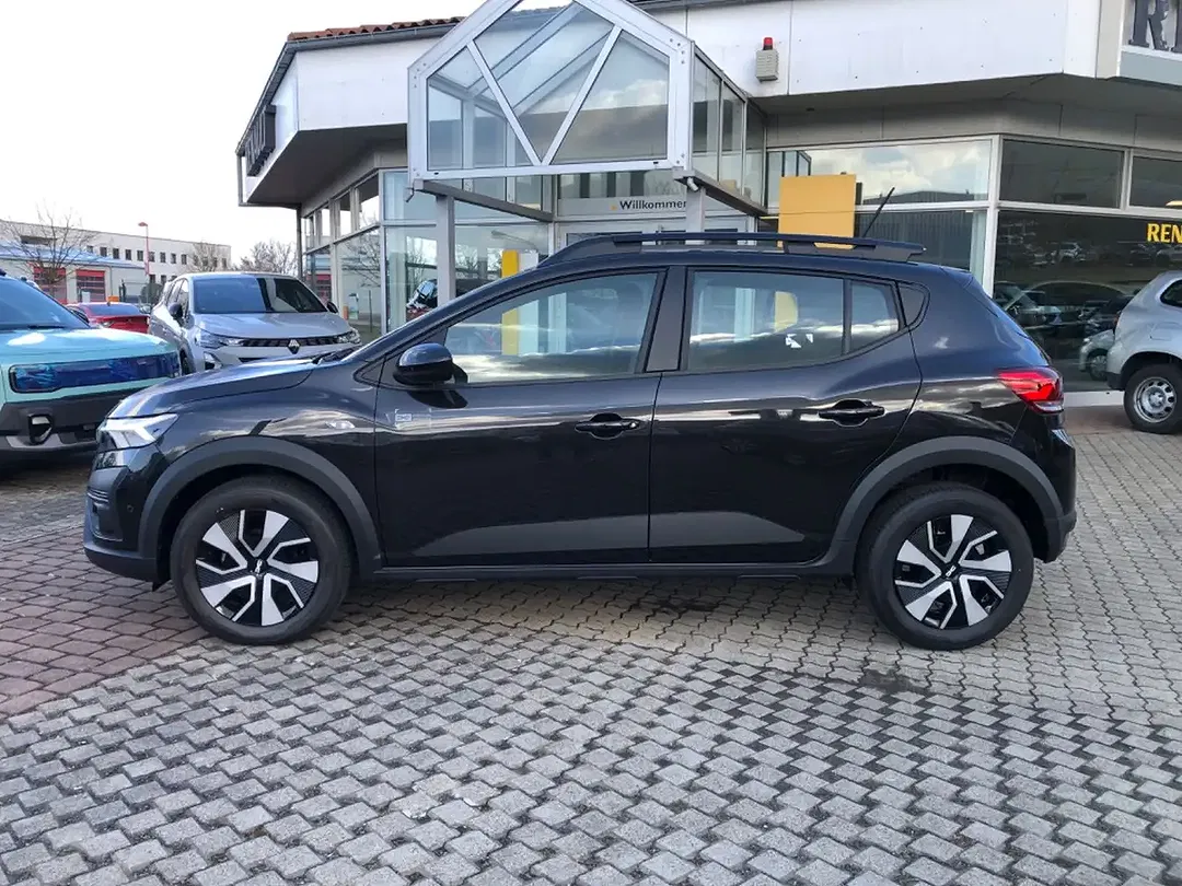 Dacia Sandero - Thumbnail 3
