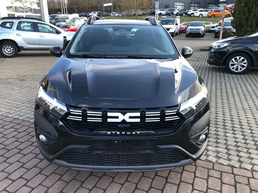 Dacia Sandero - Thumbnail 9