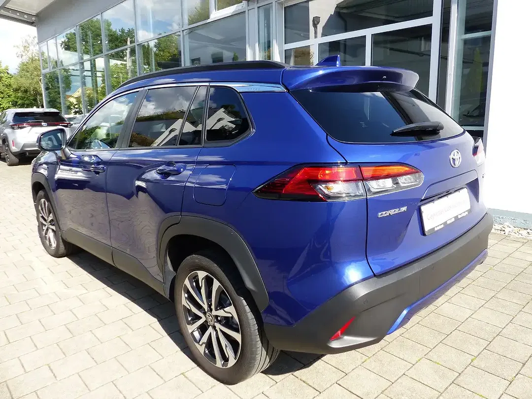 Toyota Corolla Cross - Thumbnail 2