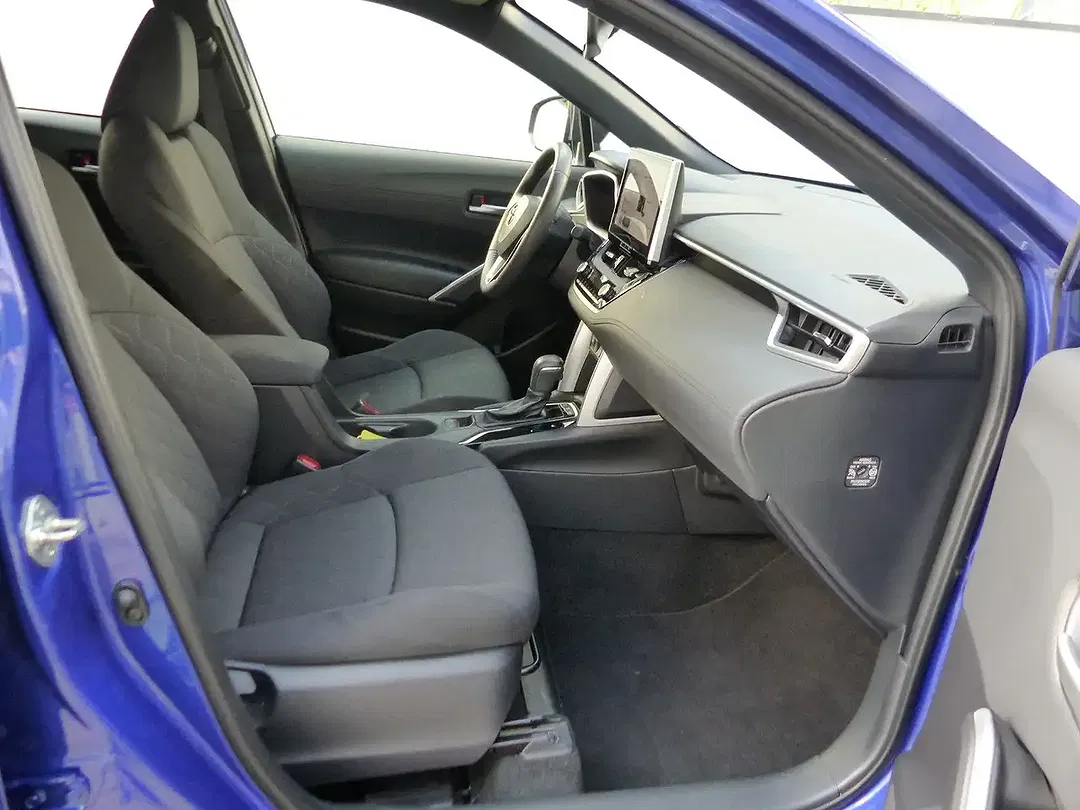 Toyota Corolla Cross - Thumbnail 6