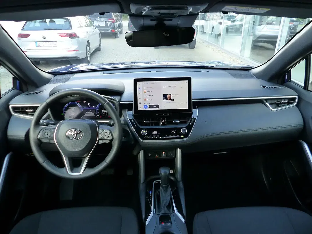 Toyota Corolla Cross - Thumbnail 8