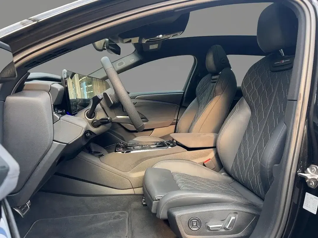 Audi S6 e-tron - Thumbnail 8