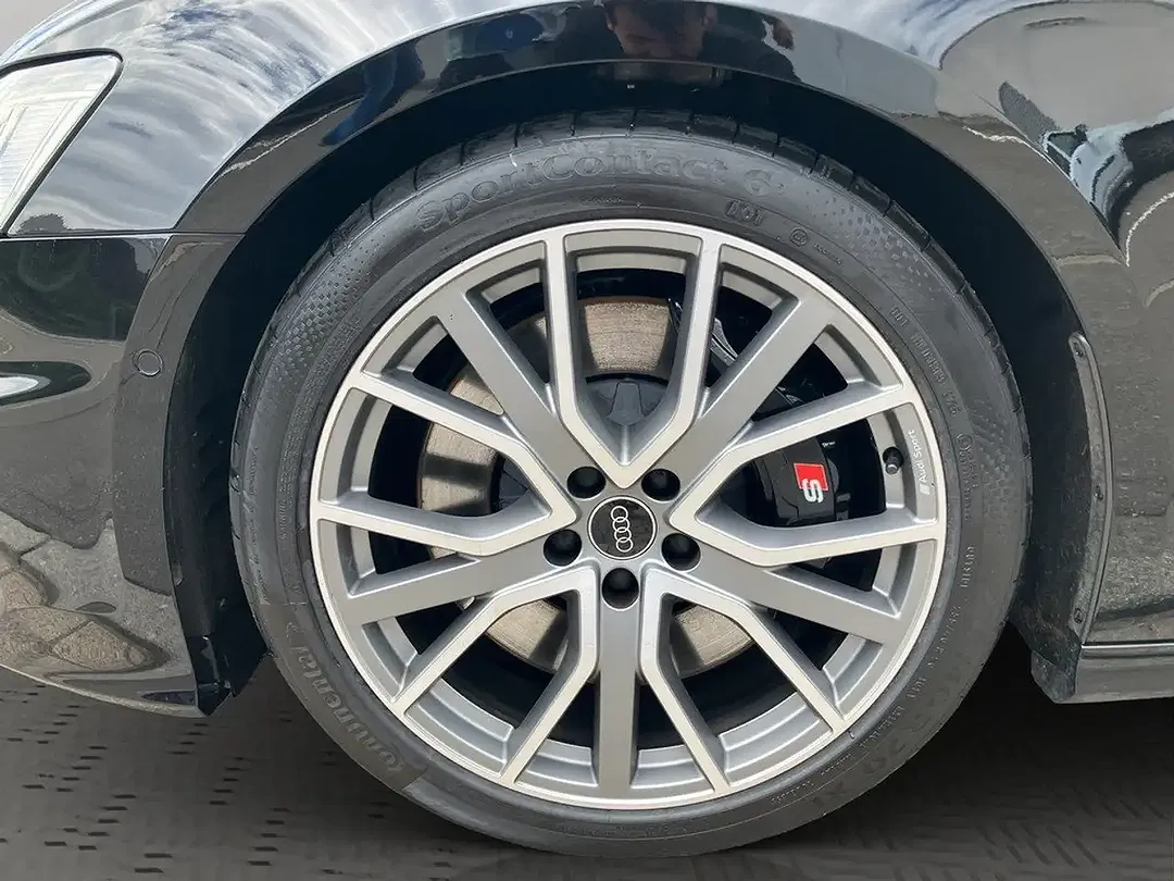 Audi S6 - Thumbnail 3