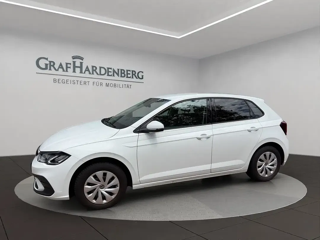 Volkswagen Polo - Thumbnail 1