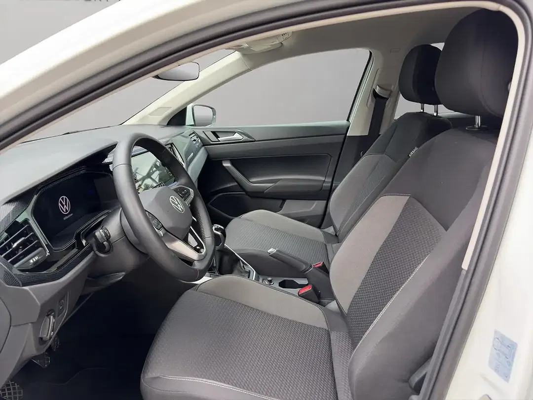 Volkswagen Polo - Thumbnail 11