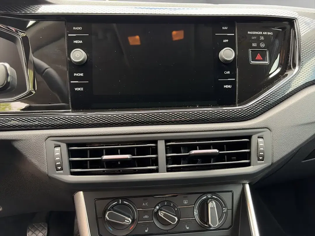 Volkswagen Polo - Thumbnail 15
