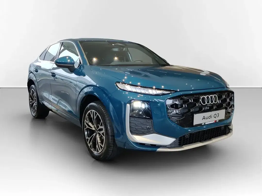 Audi Q3 - Thumbnail 3