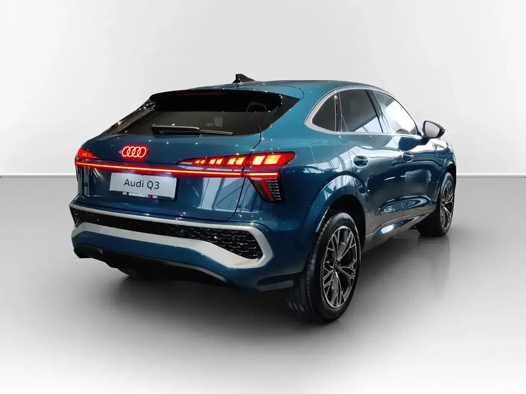 Audi Q3 - Thumbnail 4