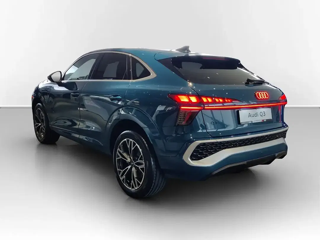 Audi Q3 - Thumbnail 6