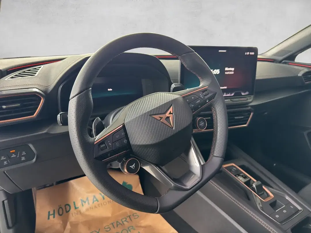CUPRA Leon - Thumbnail 9