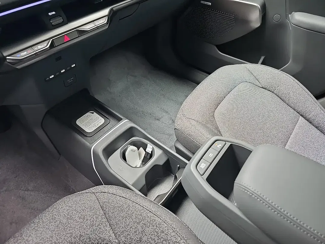 Kia EV2 - Thumbnail 12