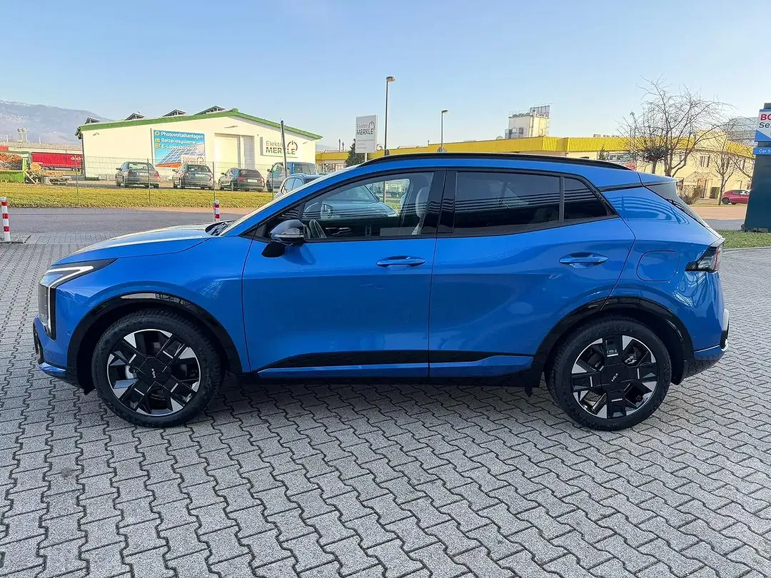 Kia Sportage - Thumbnail 3