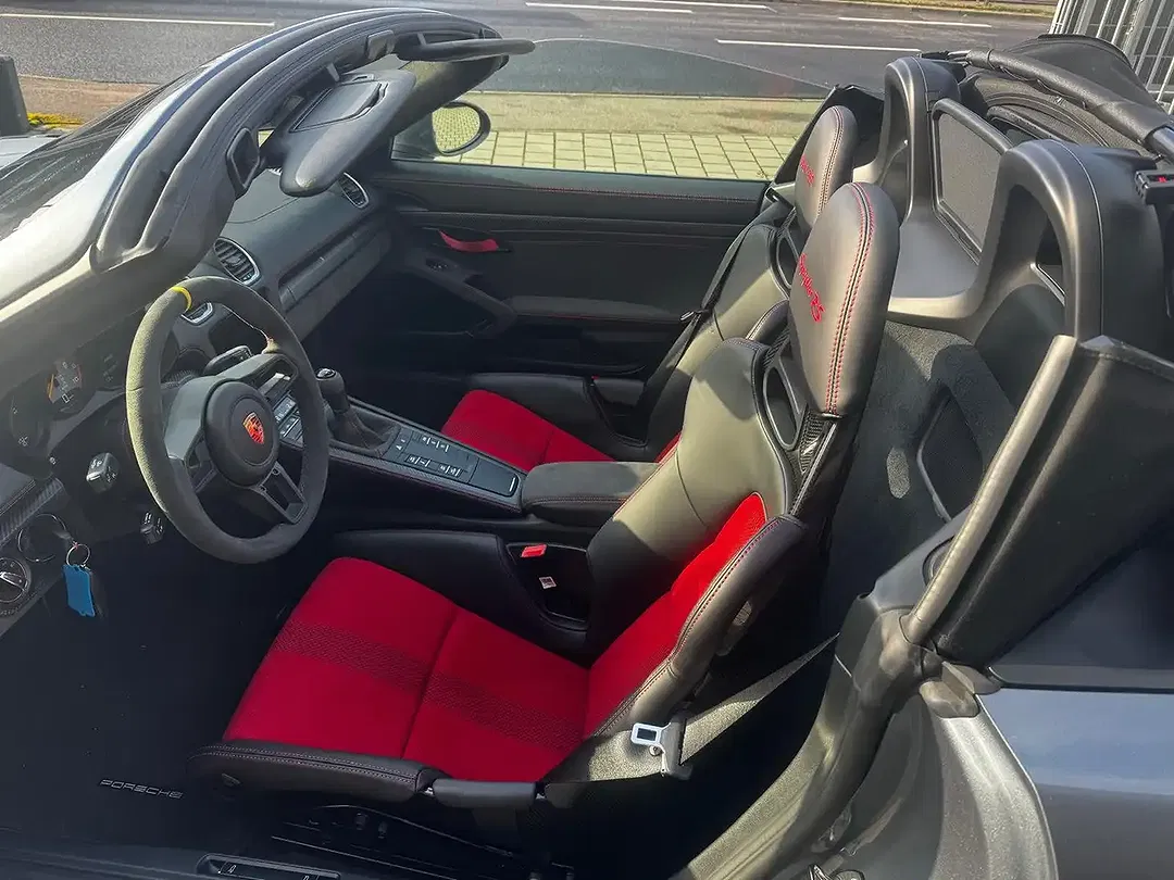 Porsche Boxster - Thumbnail 15