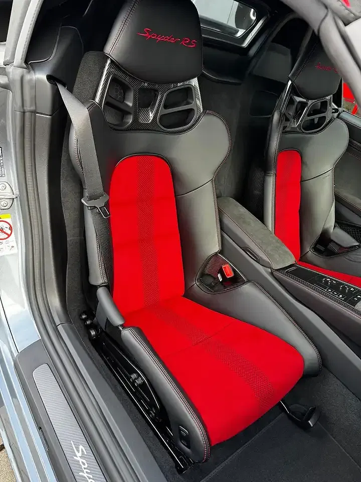 Porsche Boxster - Thumbnail 6