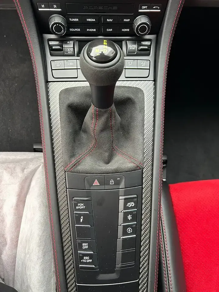 Porsche Boxster - Thumbnail 8
