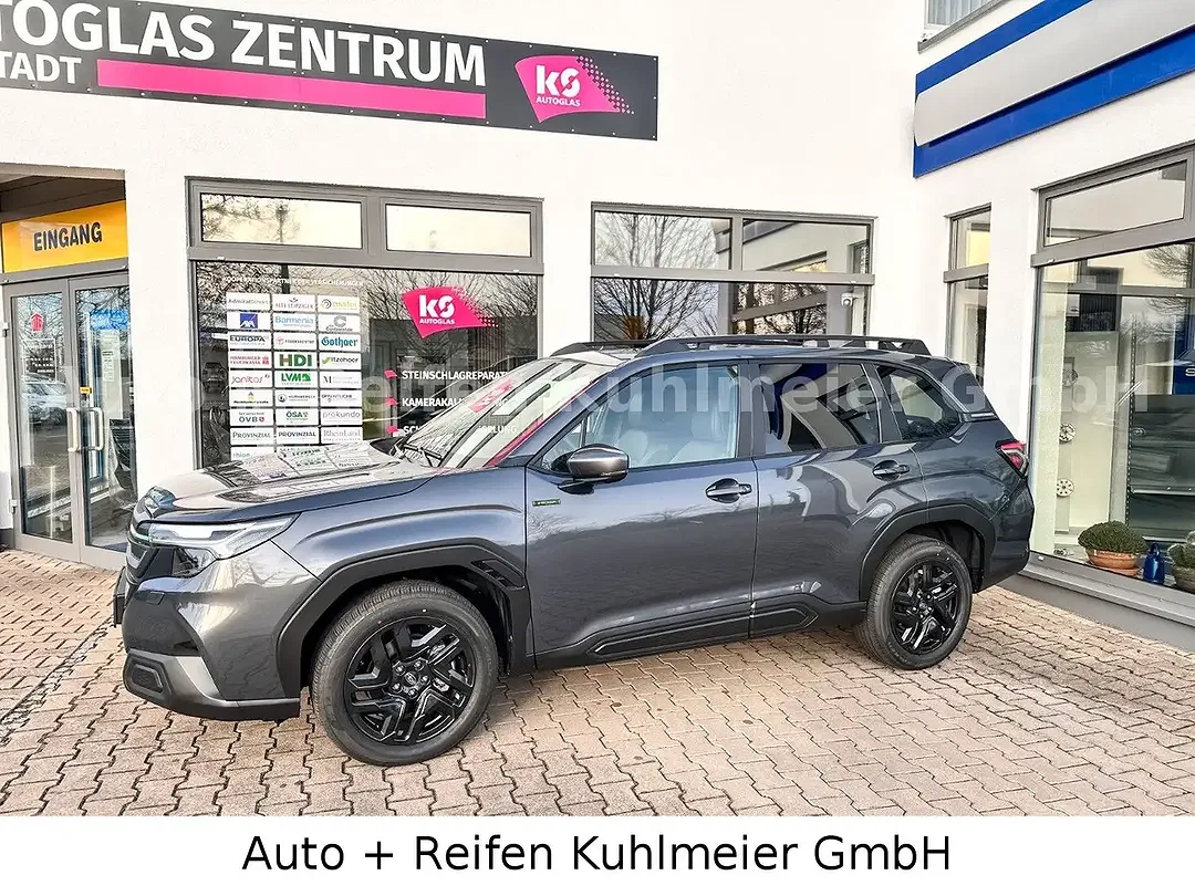 Subaru Forester - Thumbnail 3
