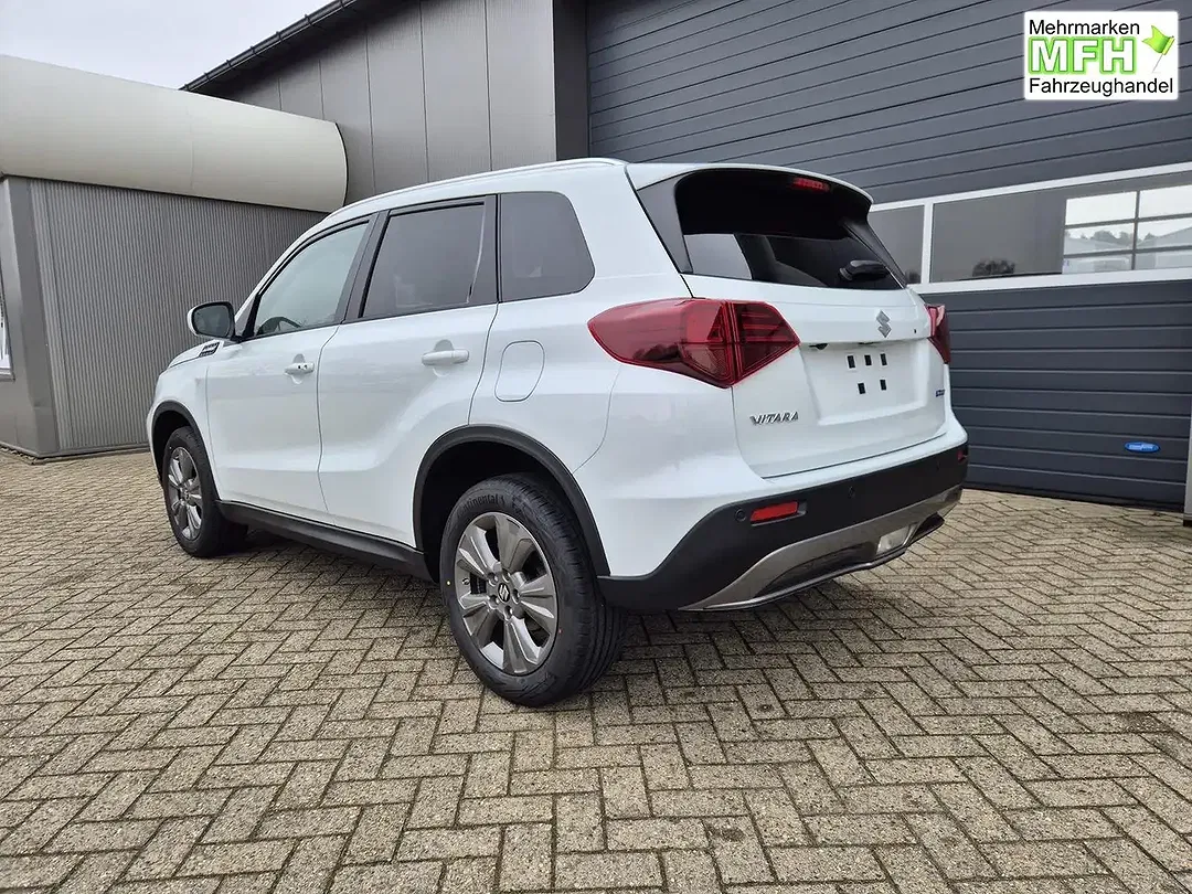 Suzuki Vitara - Thumbnail 3
