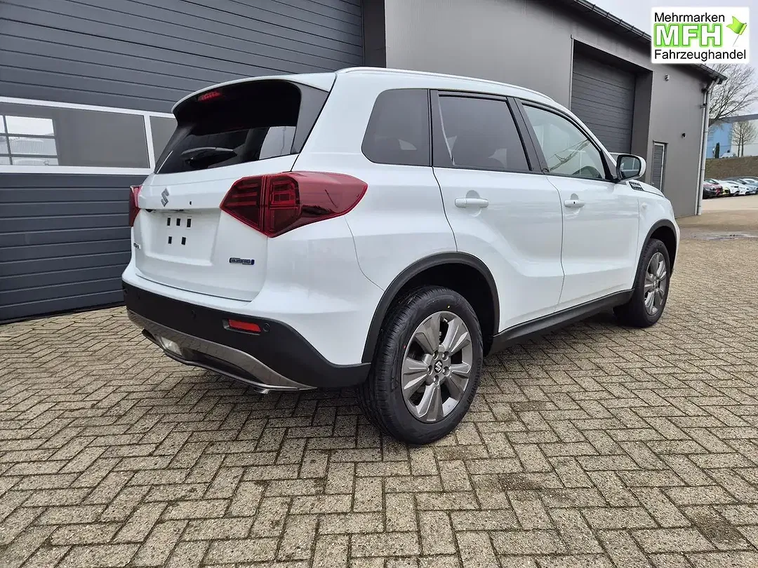 Suzuki Vitara - Thumbnail 5