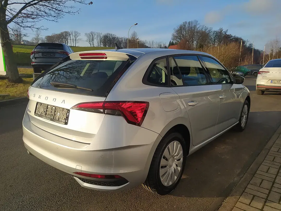 Skoda Scala - Thumbnail 5