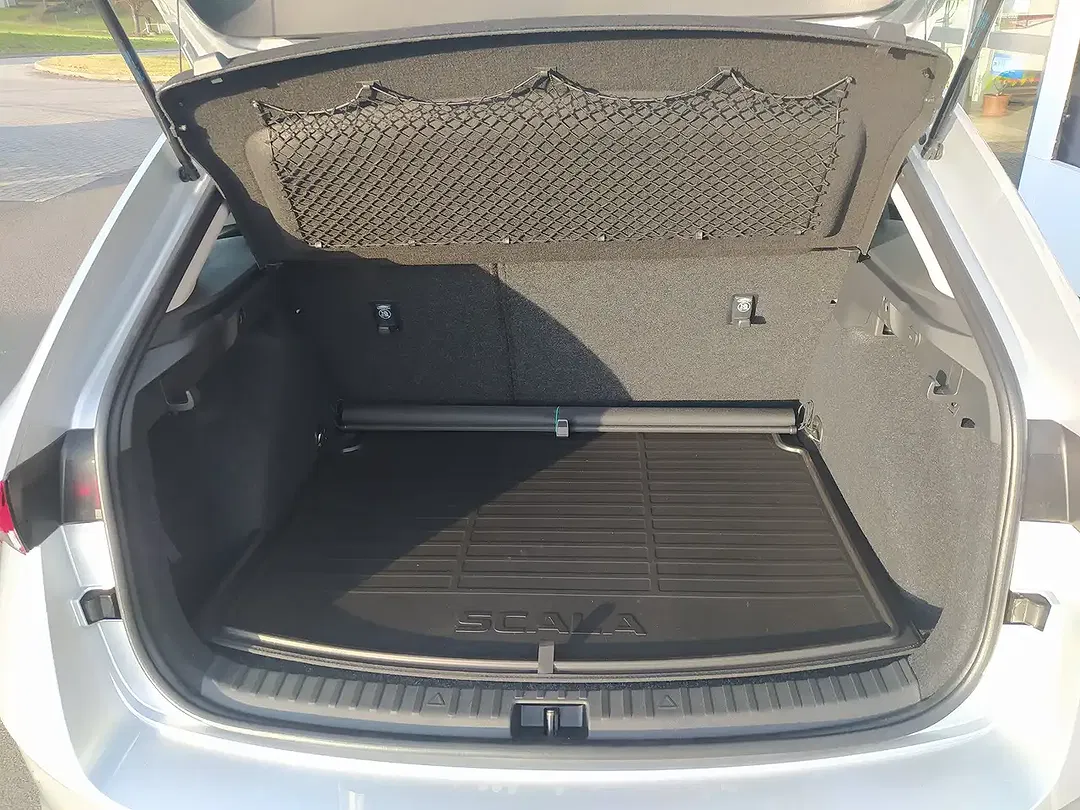 Skoda Scala - Thumbnail 9