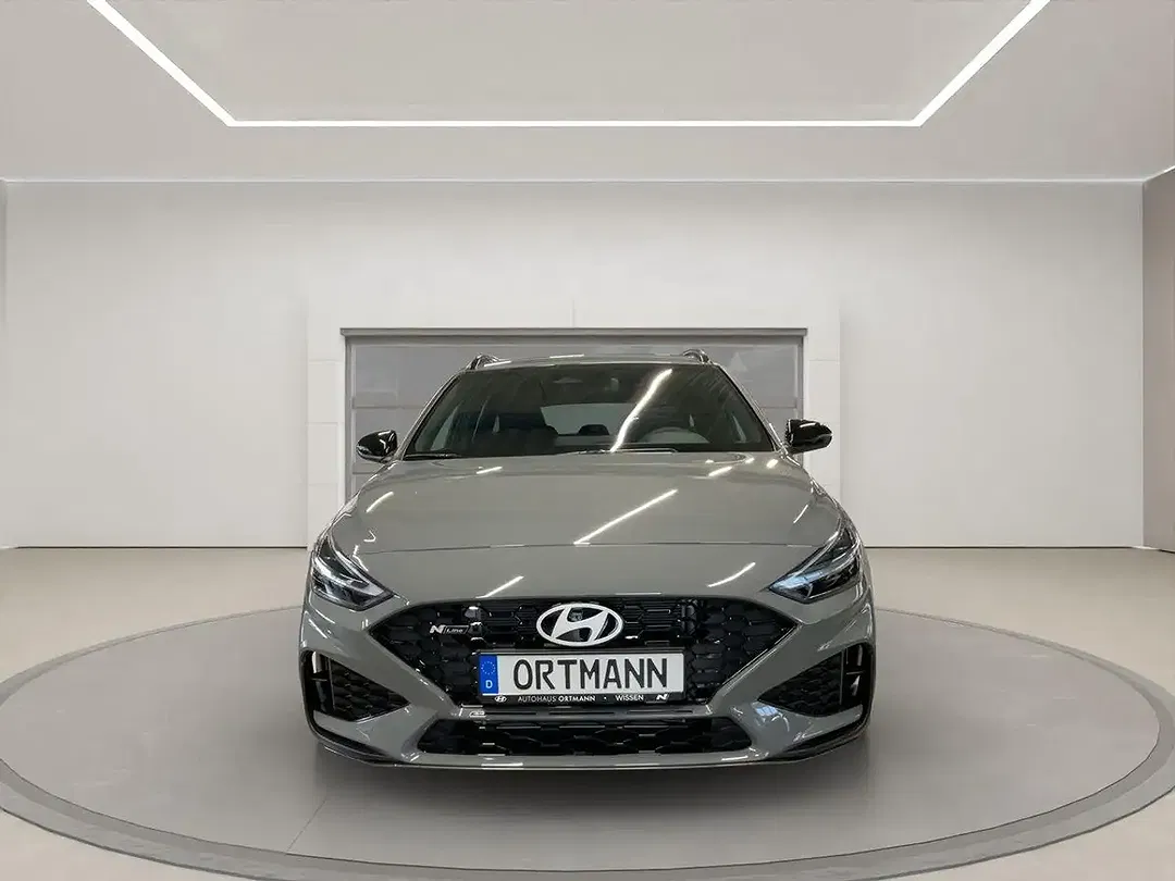 Hyundai i30 - Thumbnail 2
