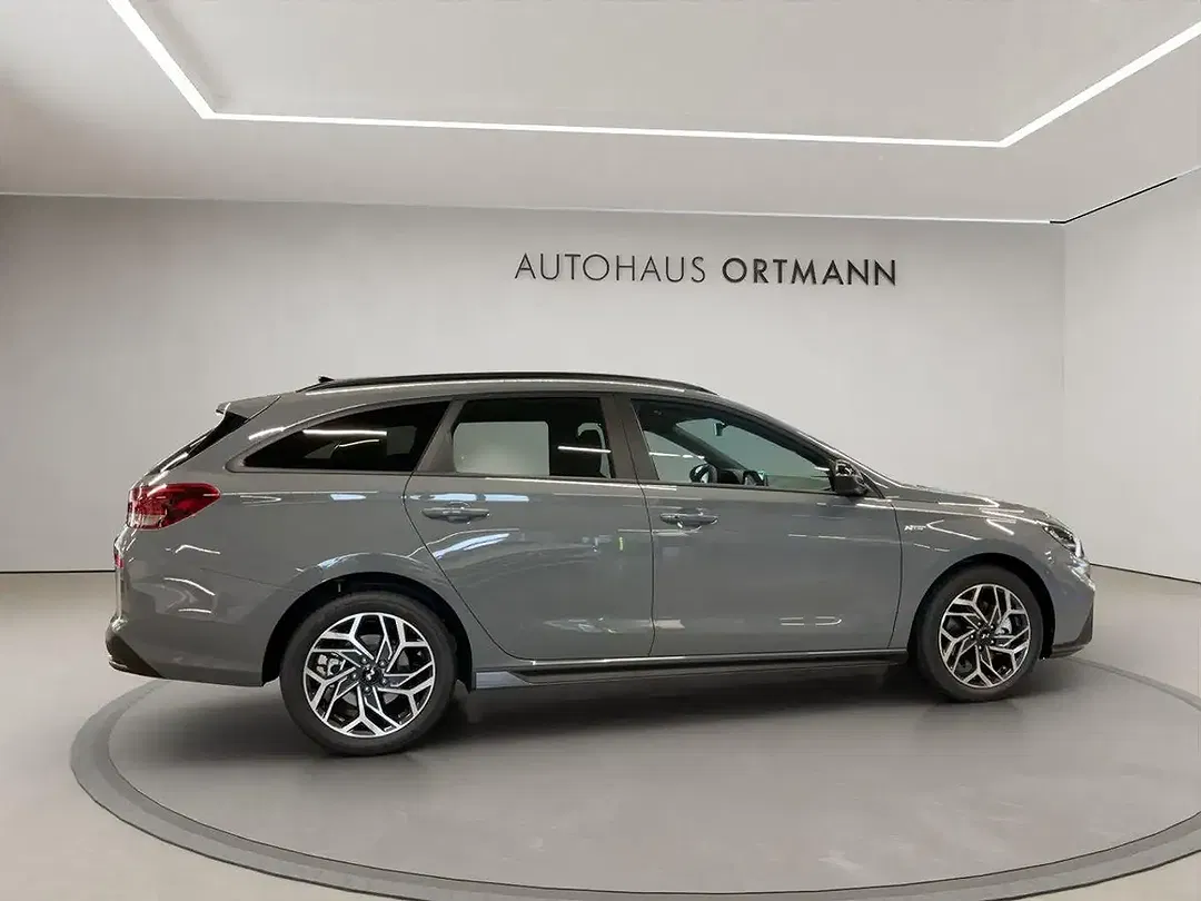 Hyundai i30 - Thumbnail 8
