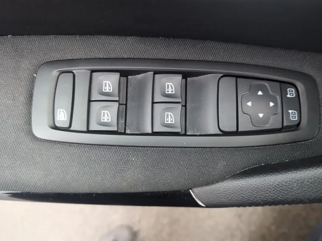 Renault Kadjar - Thumbnail 10