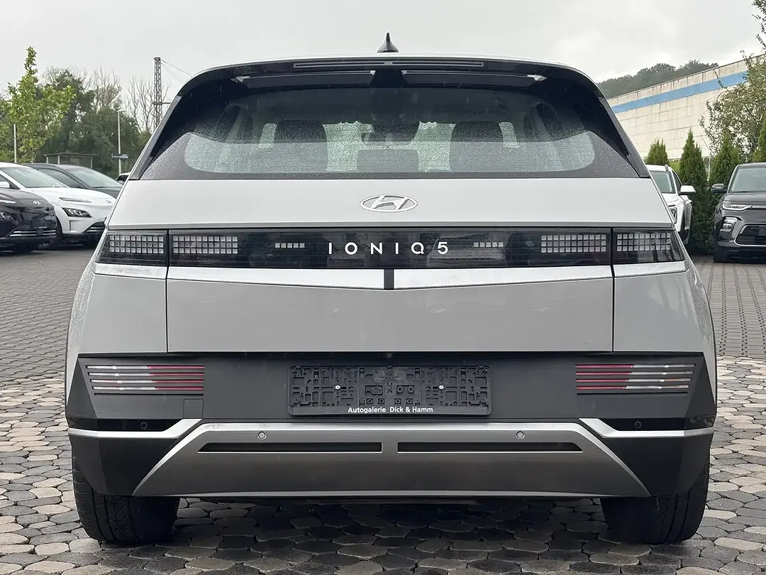 Hyundai IONIQ 5 - Thumbnail 7