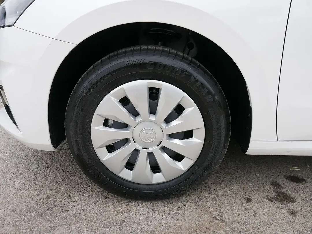 Skoda Fabia - Thumbnail 4