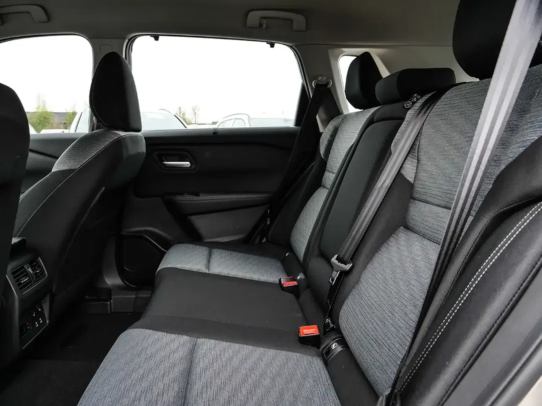Nissan X-Trail - Thumbnail 8